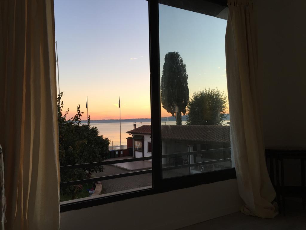 Verde Blu Lakefront Boutique Holiday Apartments 트레비나노로마노 외부 사진