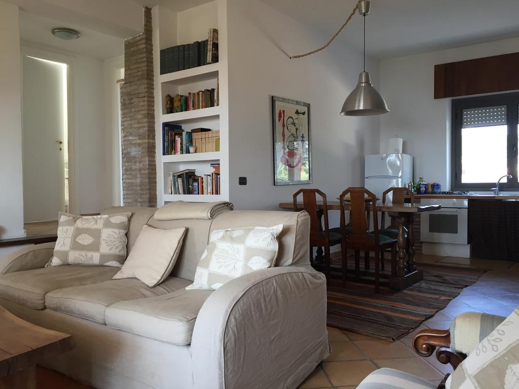 Verde Blu Lakefront Boutique Holiday Apartments 트레비나노로마노 객실 사진