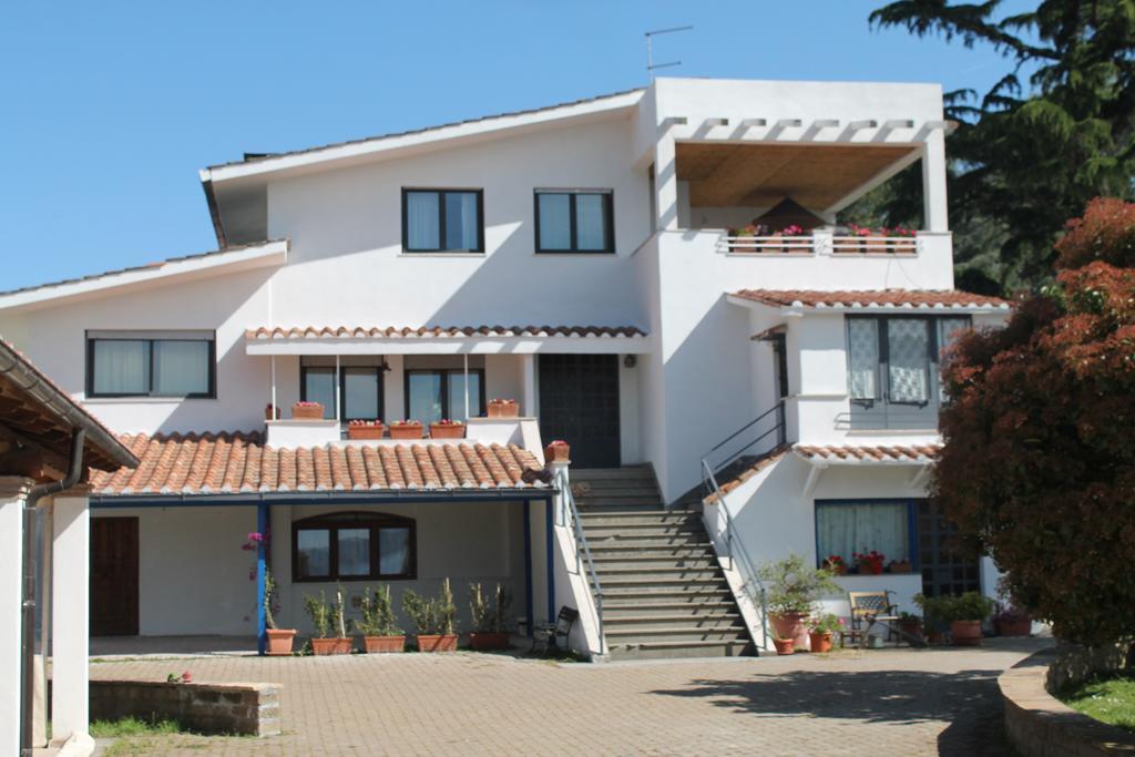 Verde Blu Lakefront Boutique Holiday Apartments 트레비나노로마노 객실 사진